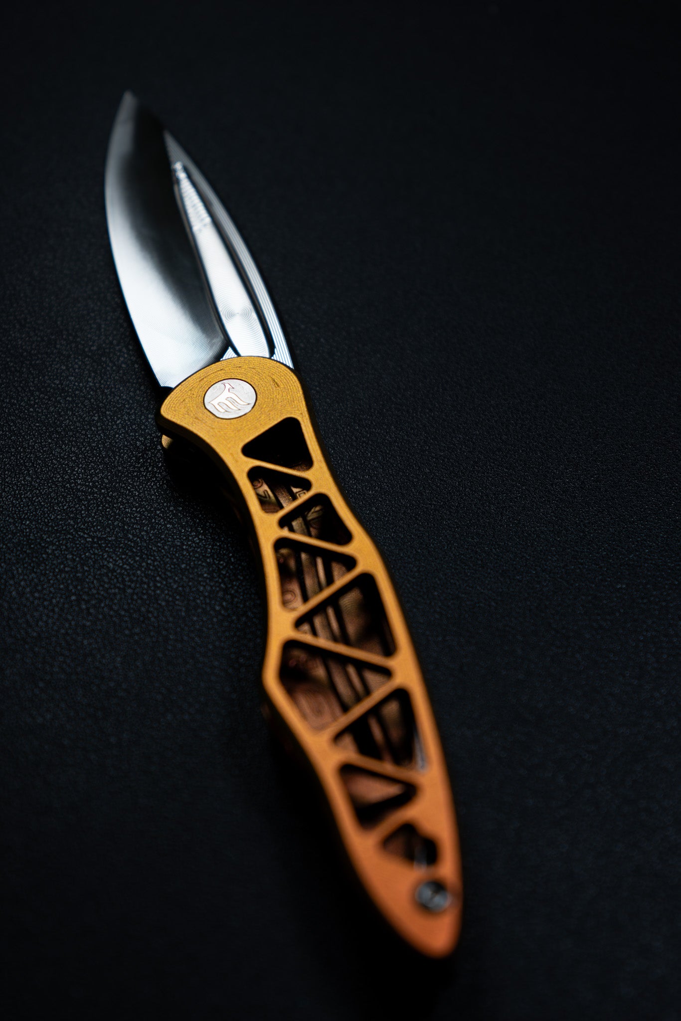 Everburn Brimwulf - Bladeshow Atlanta Colorshift Cerakote