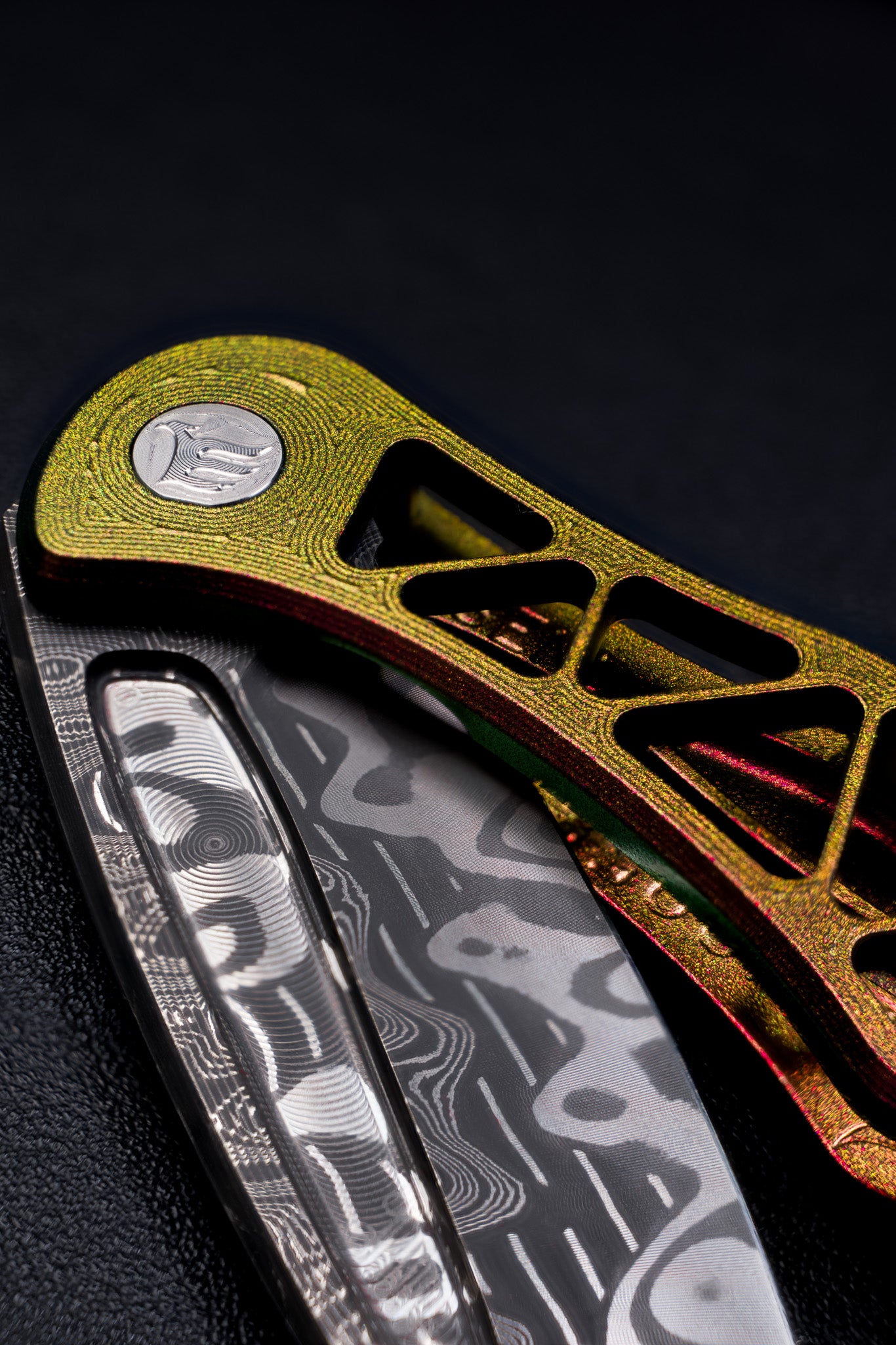 Everburn Brimwulf Damascus - Bladeshow Atlanta Colorshift Cerakote