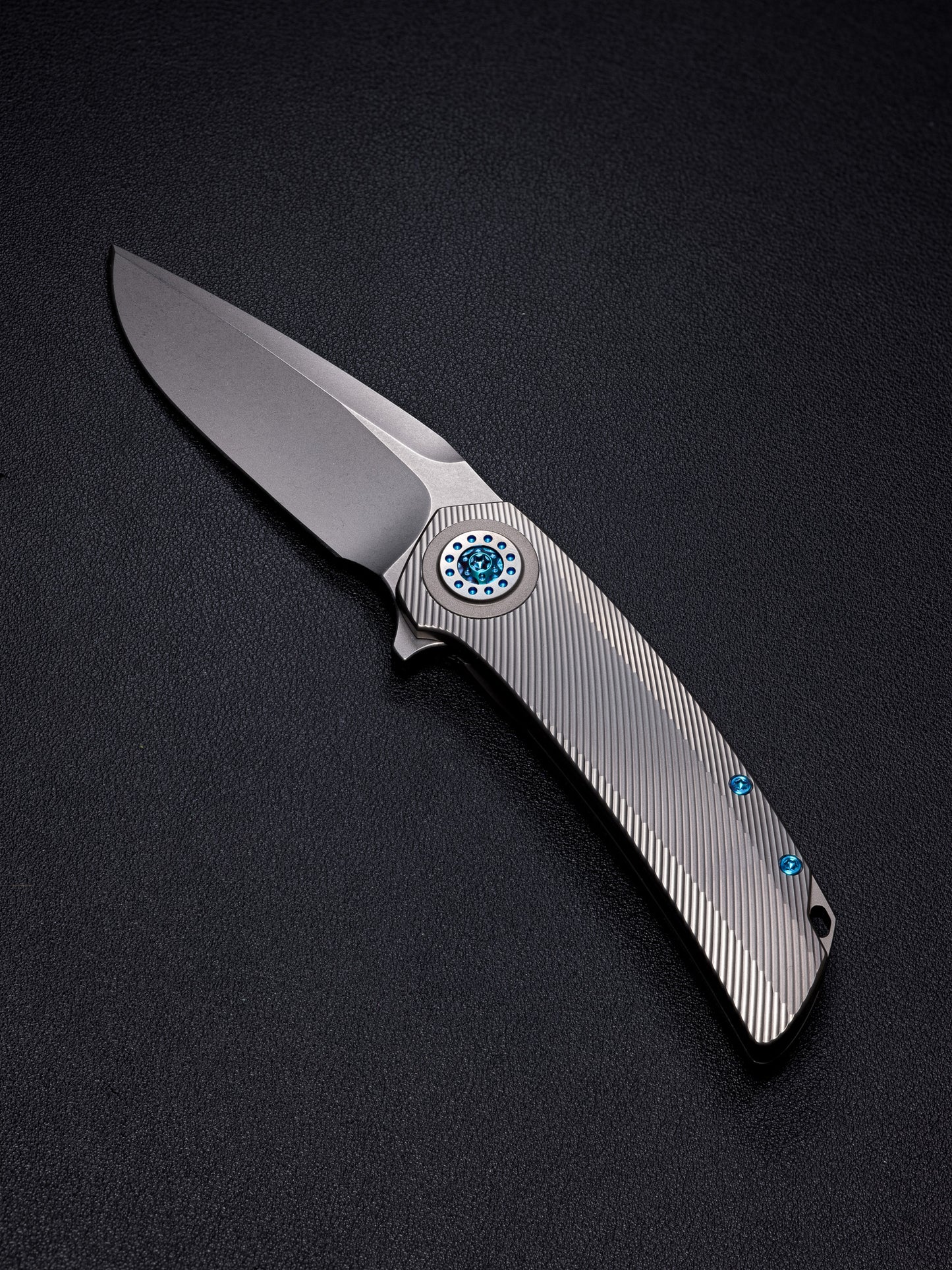 Skiff Fugitive - Ice Blue Ano